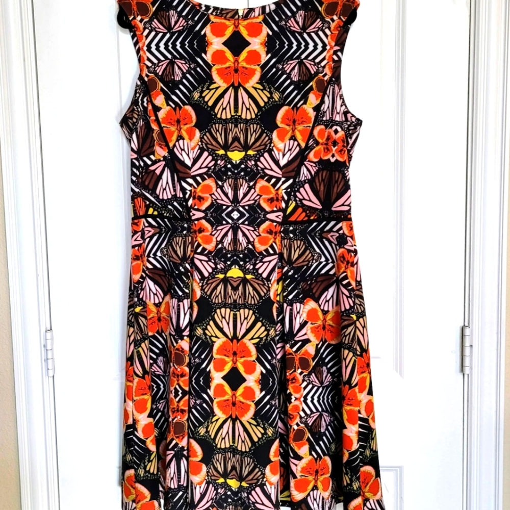 Women's Sleeveless Butterfly Dress sz 16
